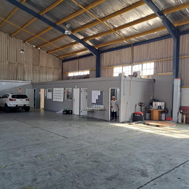 To Let commercial Property for Rent in North End Eastern Cape